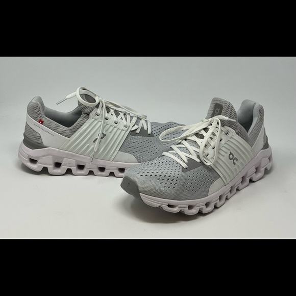 On Cloudswift Road-Running Shoes - Picture 2 of 4